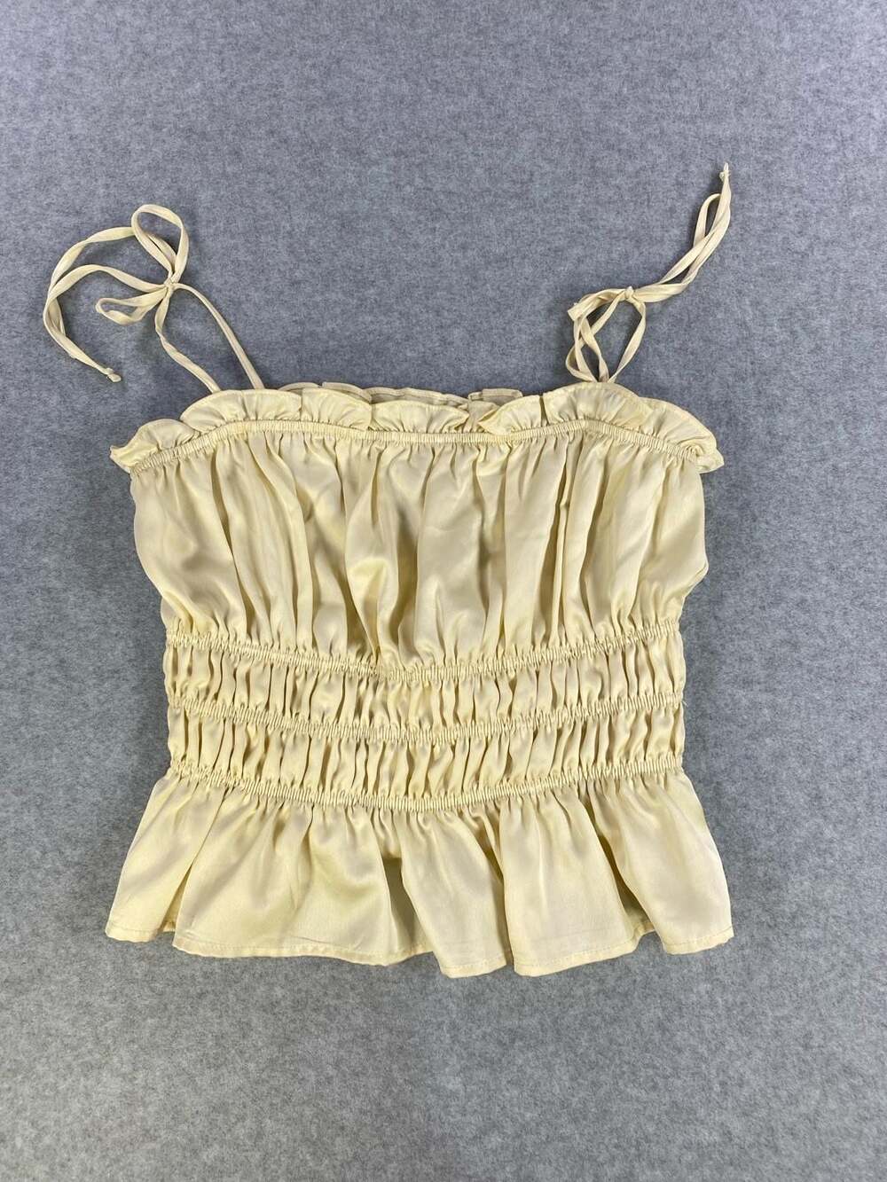 Mi Ami Women's Champagne Sleeveless Shirred Crop Cami Top